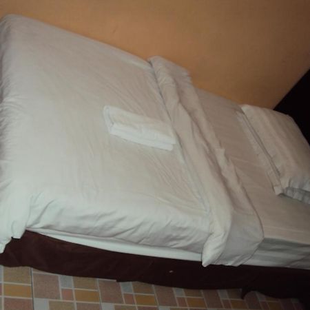 Kinabalu Borneo Hotel โกตาคินาบาลู ภายนอก รูปภาพ
