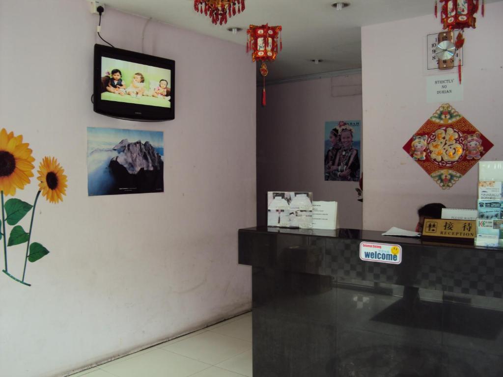 Kinabalu Borneo Hotel โกตาคินาบาลู ภายนอก รูปภาพ